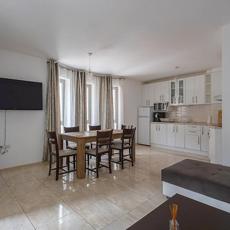 Sea Garden Marina 2 Apartment Варна Экстерьер фото