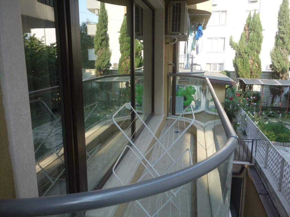 Sea Garden Marina 2 Apartment Варна Экстерьер фото